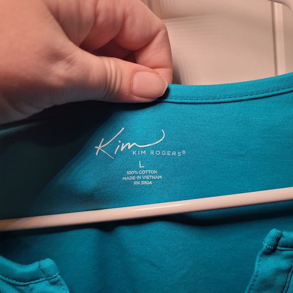 Kim Roger's v neck top 100% cotton size large - Picture 2 of 3